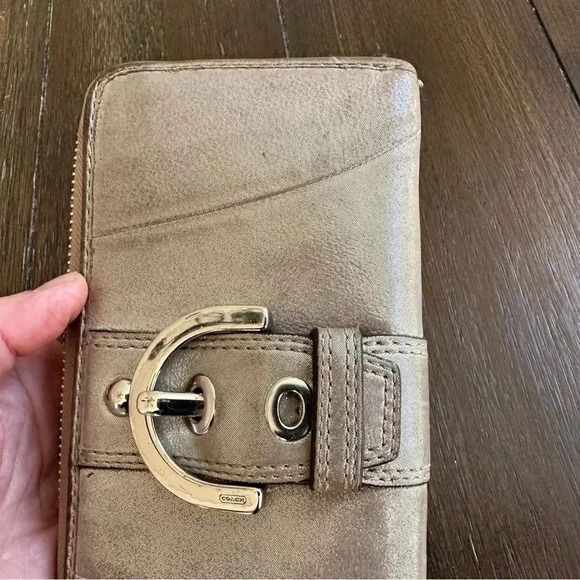 Coach Soho continental wallet - Picture 7 of 14
